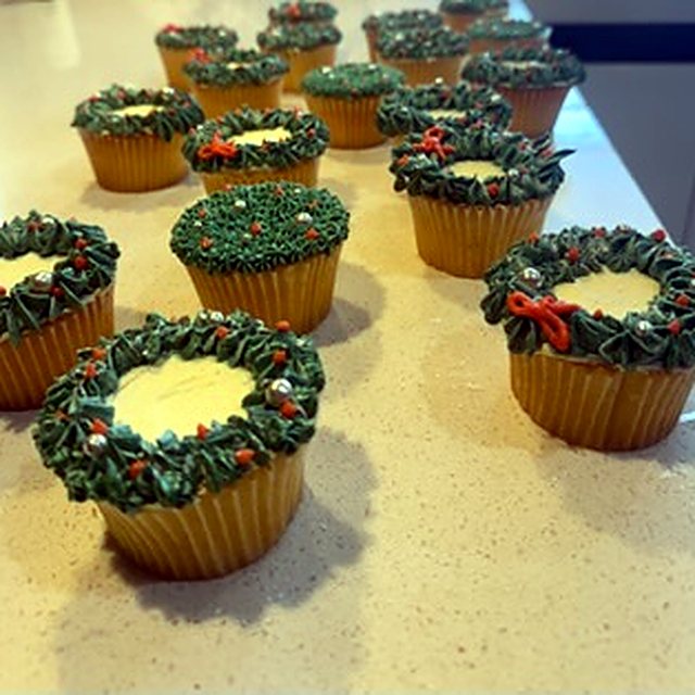Christmas wreath cupcakes for a community event